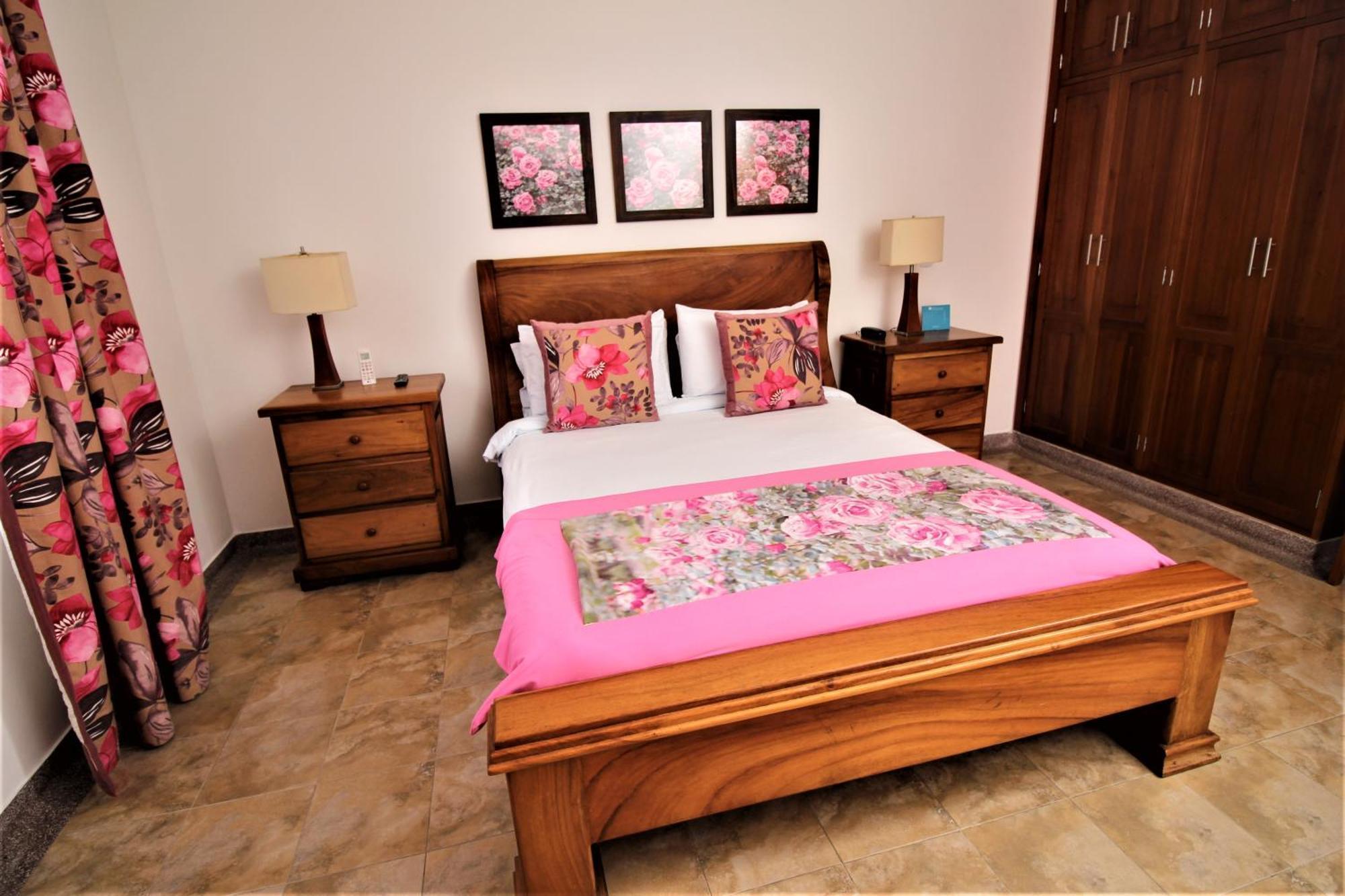 Amazilia Hotel Cerritos Екстериор снимка